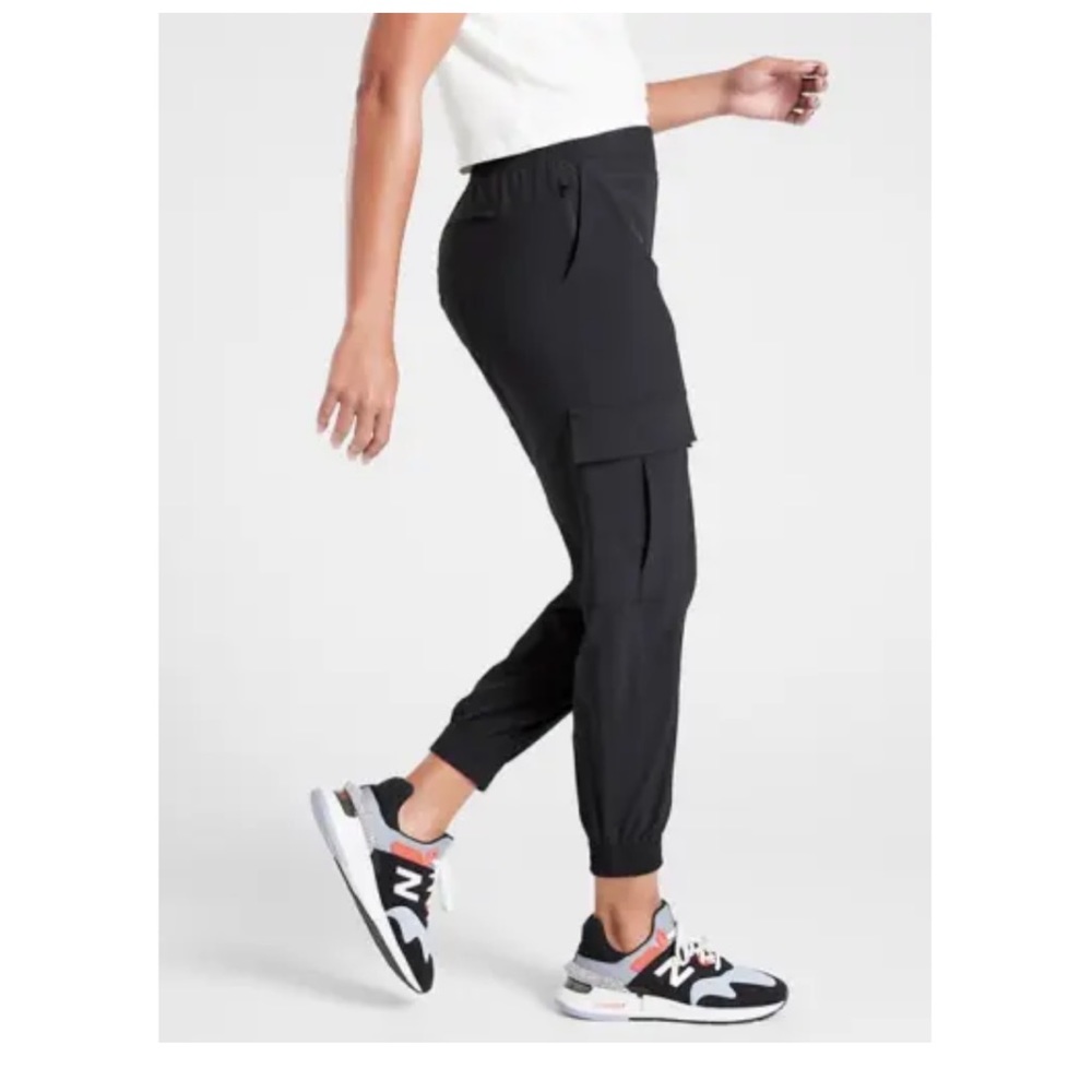 Athleta Chelsea Utility Jogger